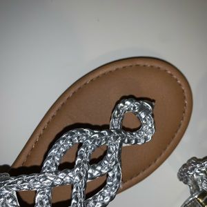 💵cat and jack silver sandals